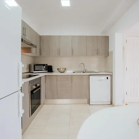 4 Esquinas Adeje Homes 阿德耶